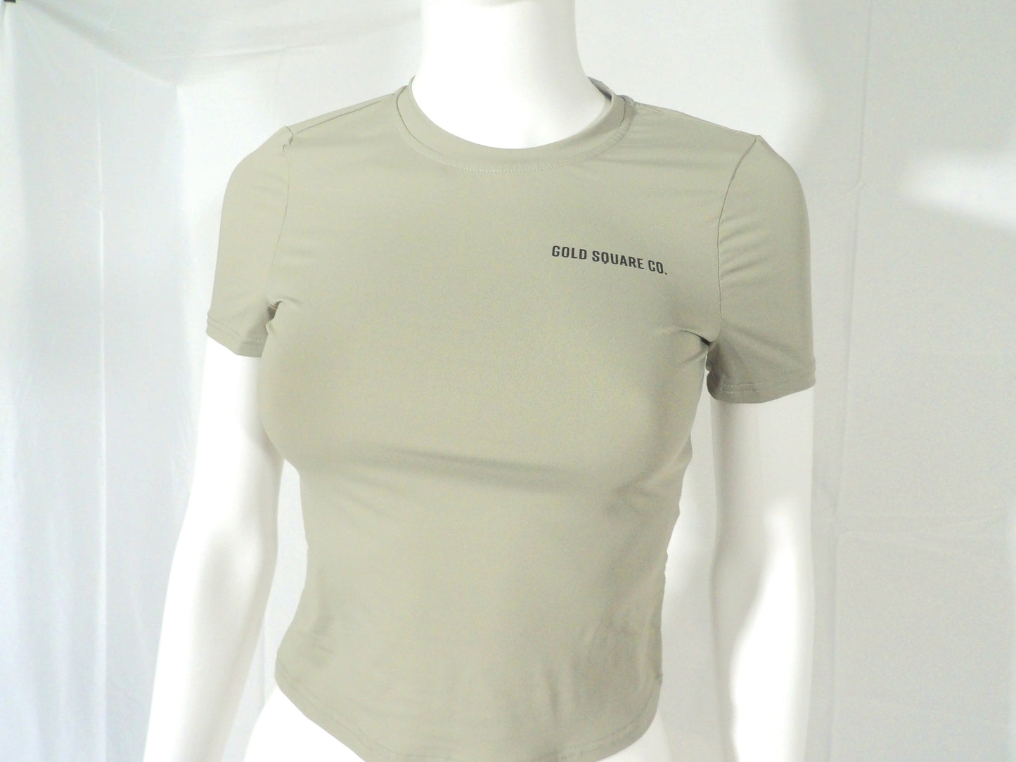 GOLD SQUARE ARMY GREEN TEE